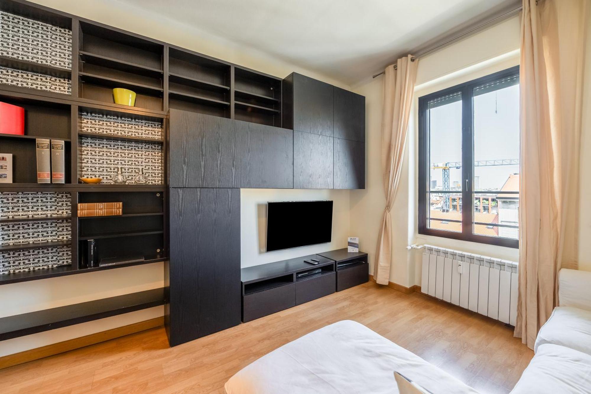 Appartamento con 2 Camere da Letto e Vista Città